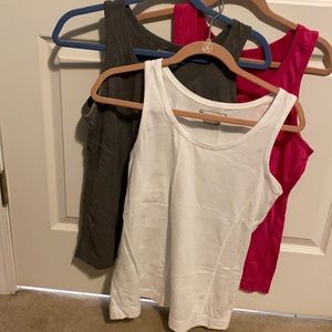 3 Tekgear Workout Tank-tops Size M